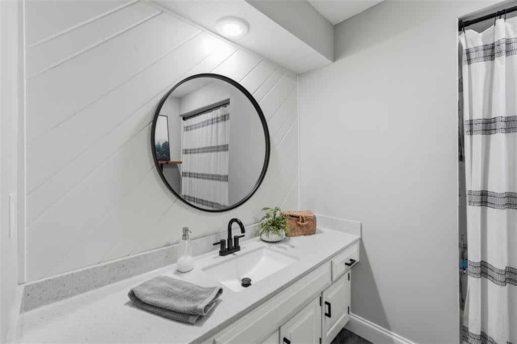 12825 S Arapaho Drive — photo 36