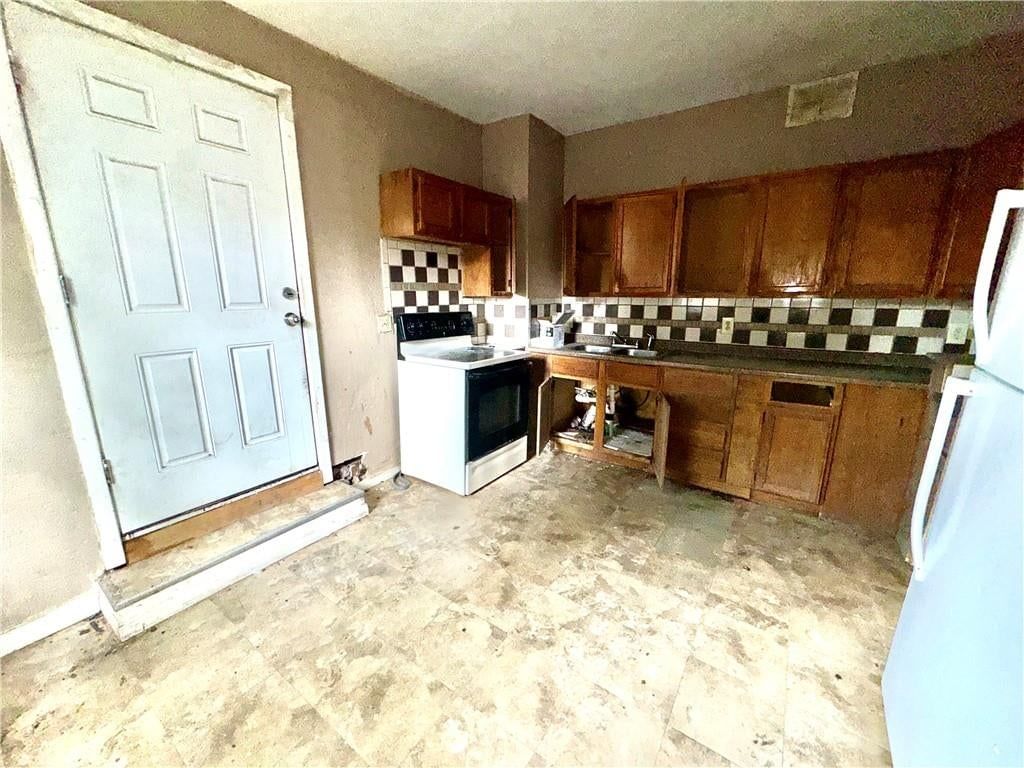 1424 6th Avenue — photo 4