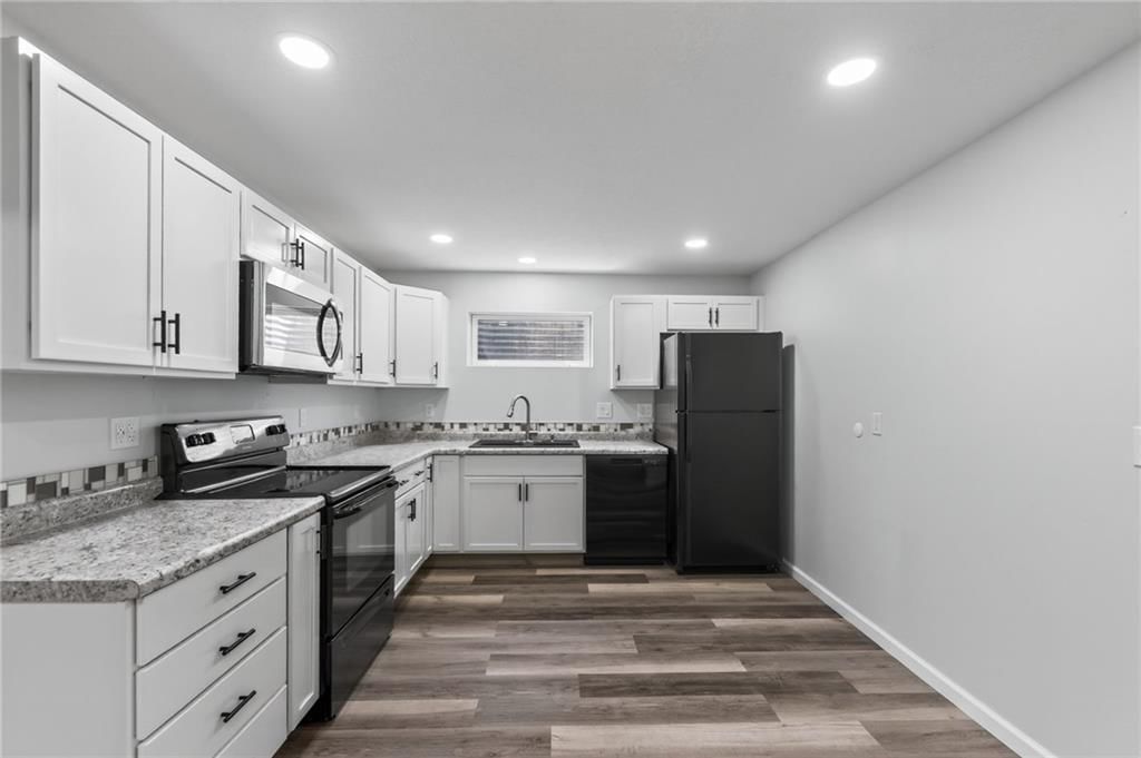 1120 NE Banner Drive — photo 25