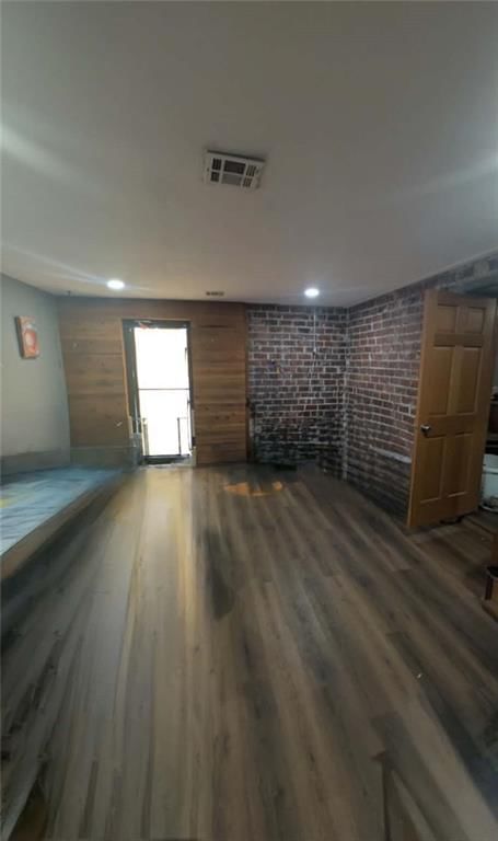 111 E Butler Street — photo 10