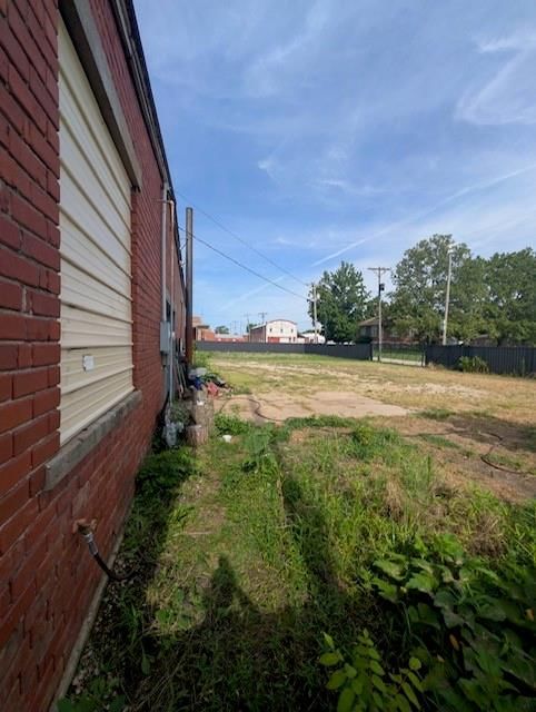 111 E Butler Street — photo 30