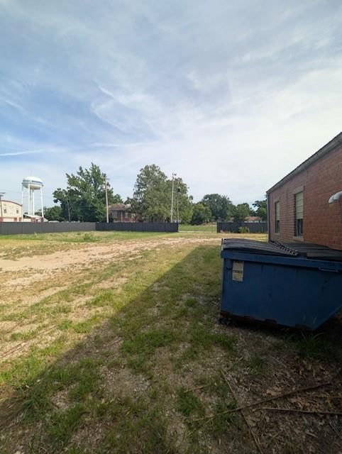 111 E Butler Street — photo 33