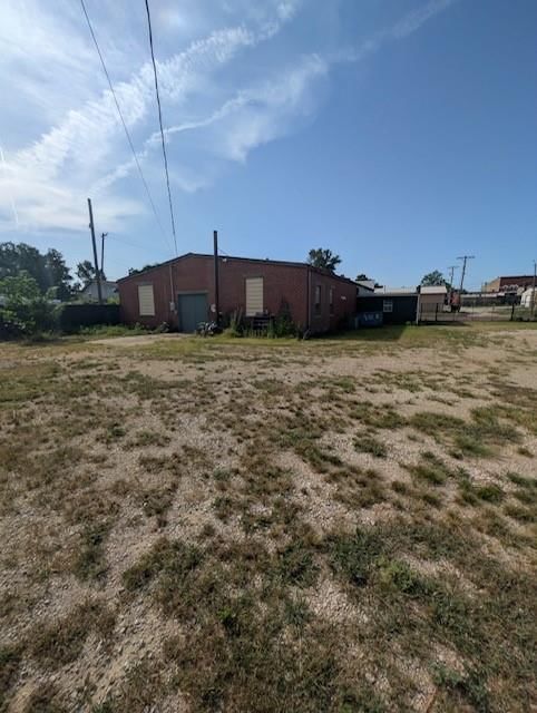 111 E Butler Street — photo 36