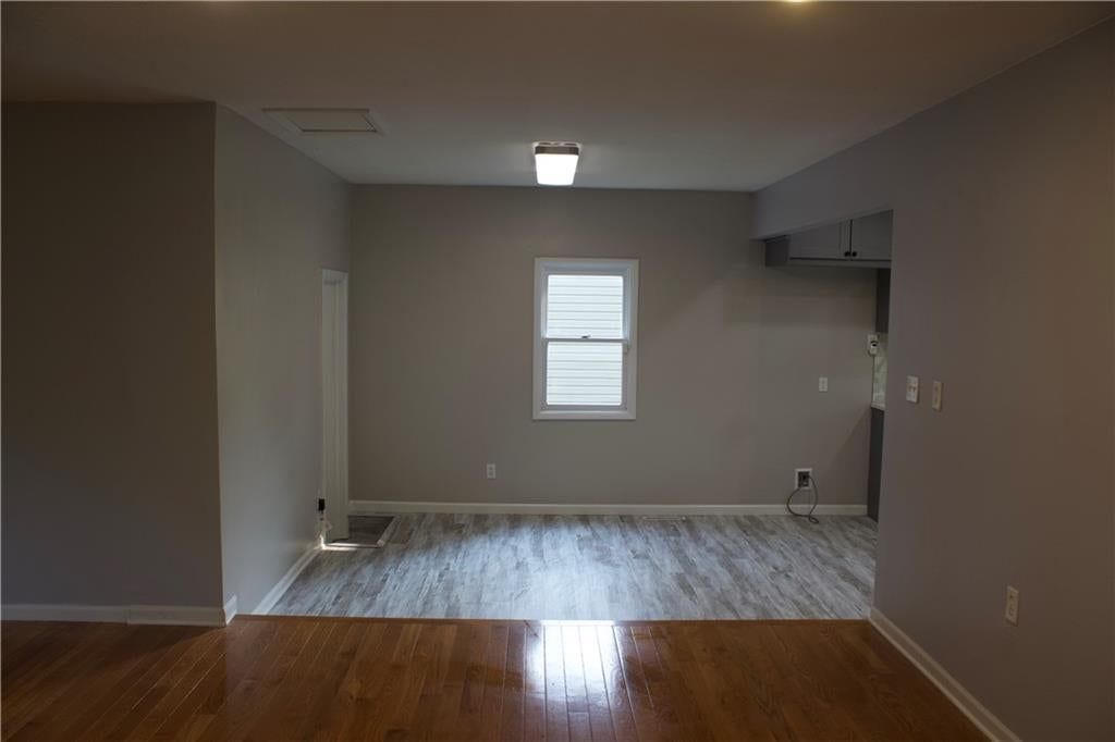 1402 SW Peggy Circle — photo 4