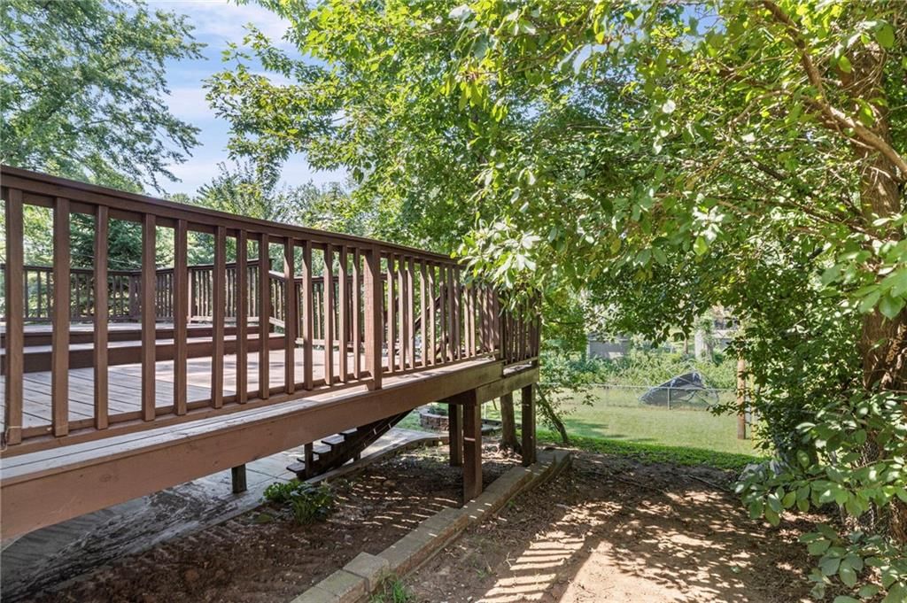1402 SW Peggy Circle — photo 42