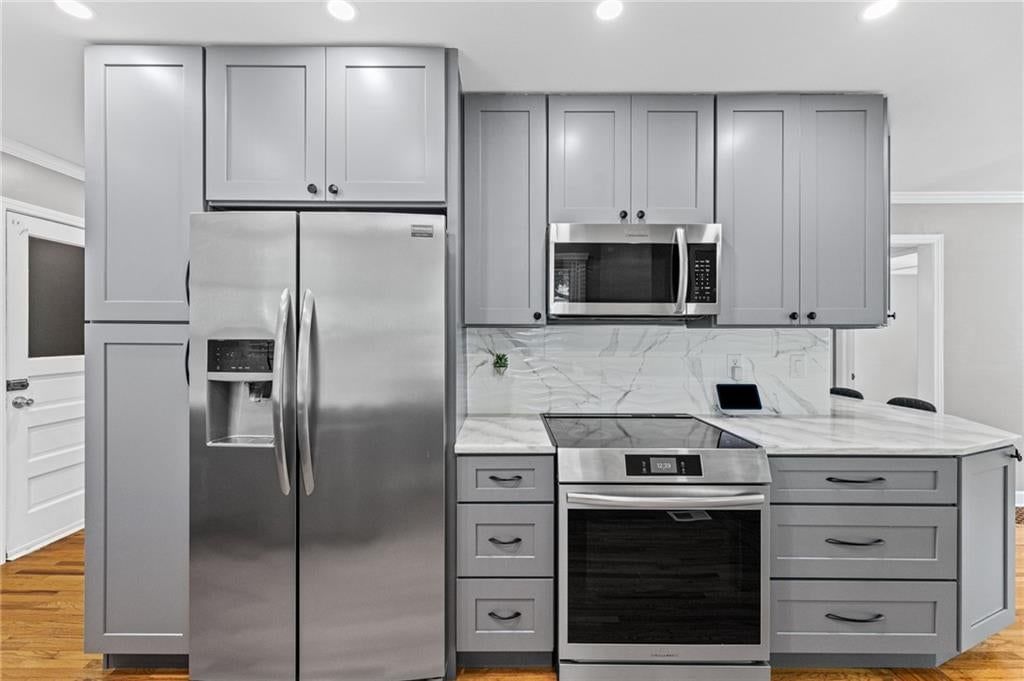 4935 Juniper Street — photo 12