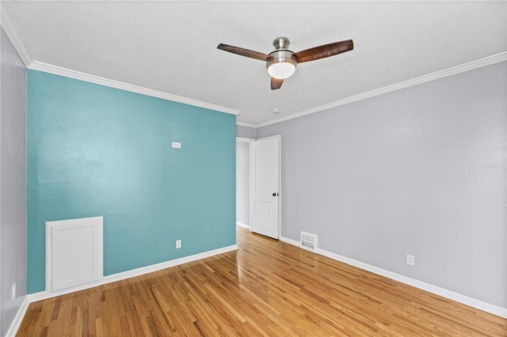 4935 Juniper Street — photo 18