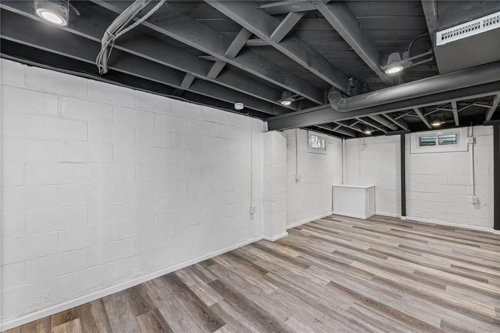 4935 Juniper Street — photo 26