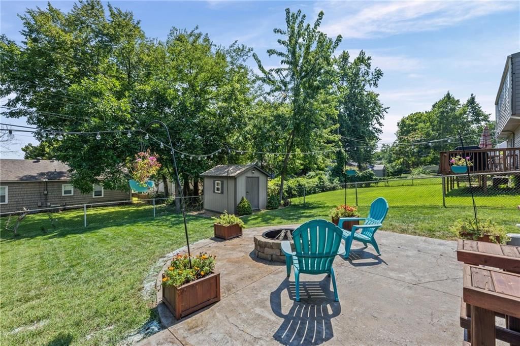 4935 Juniper Street — photo 32