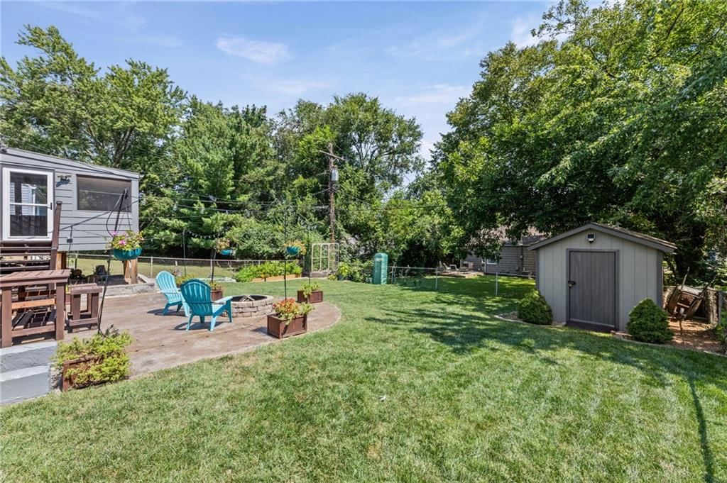 4935 Juniper Street — photo 34