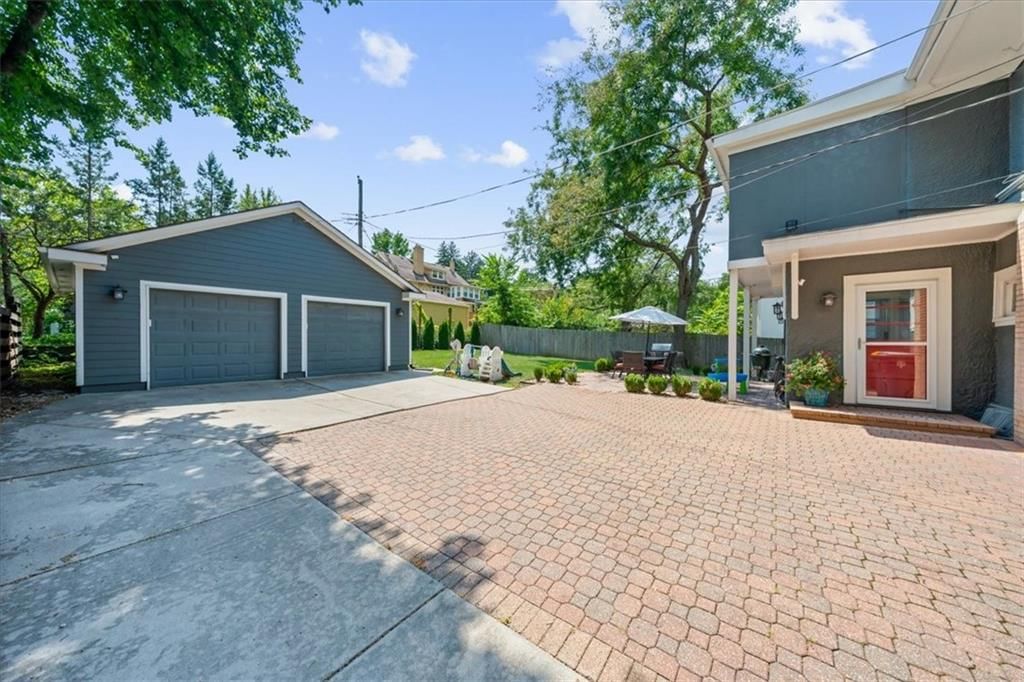 11 E Concord Avenue — photo 25