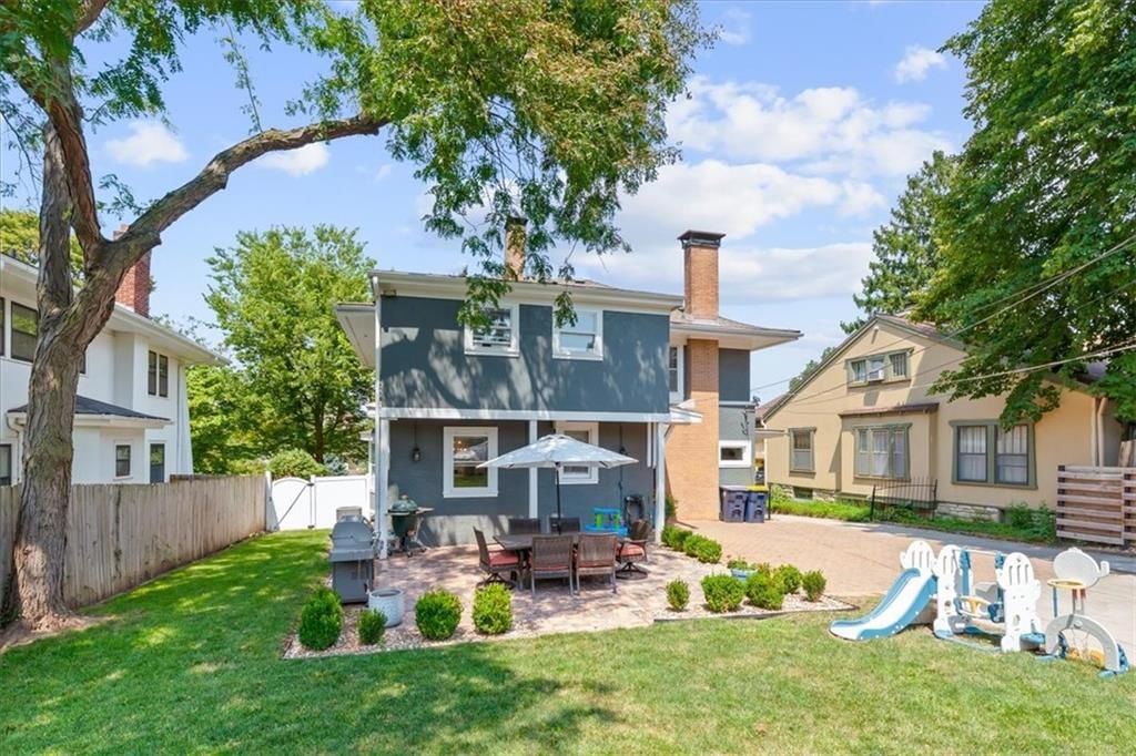 11 E Concord Avenue — photo 27