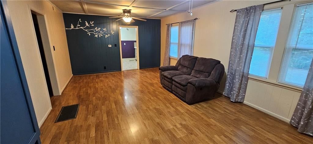 913 E 5th Street — photo 26