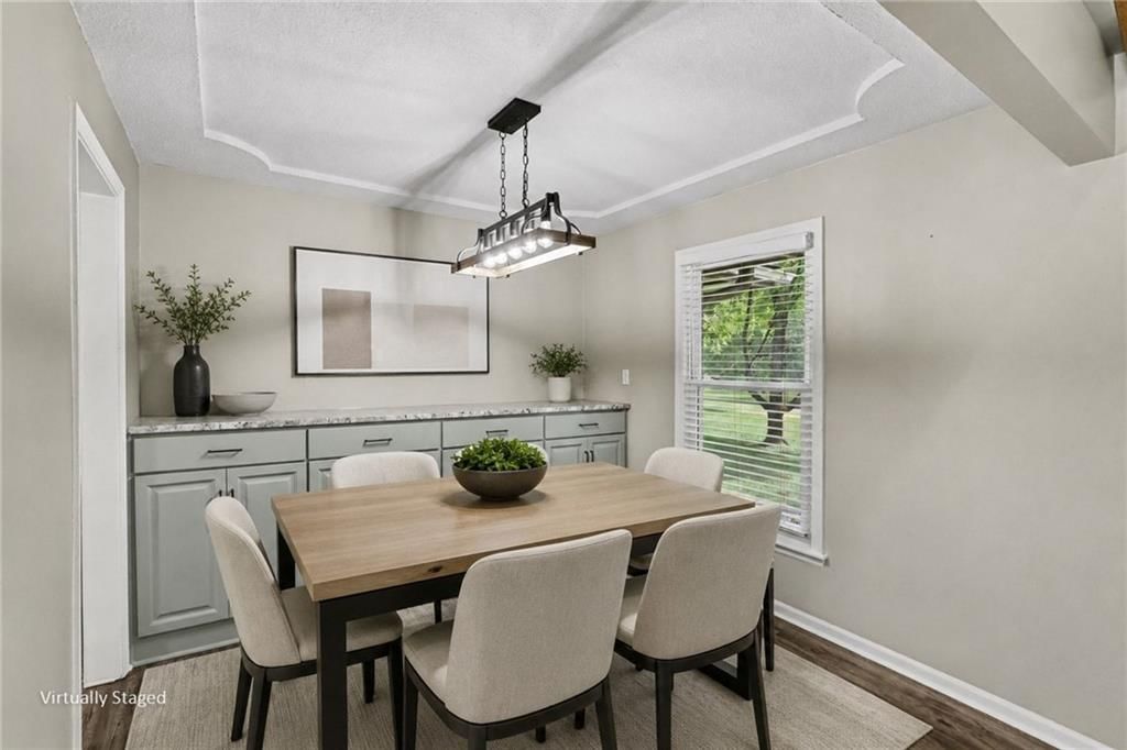 25322 Lone Pine Drive — photo 11
