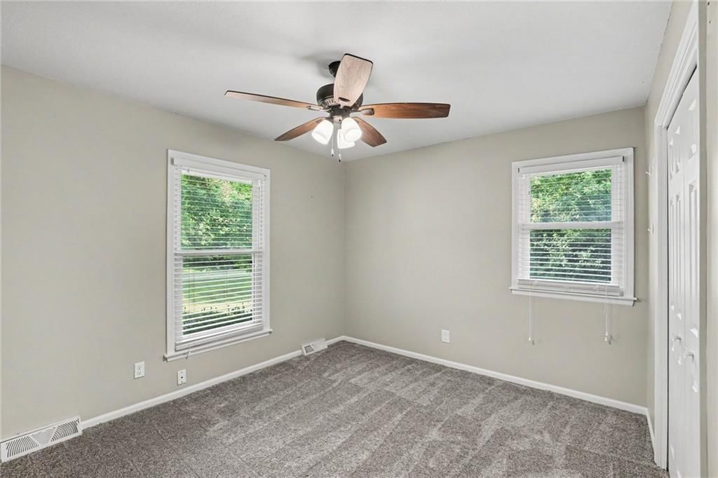 25322 Lone Pine Drive — photo 21