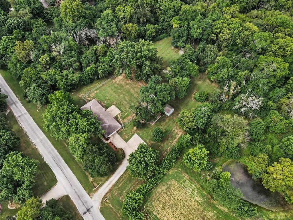 25322 Lone Pine Drive — photo 38