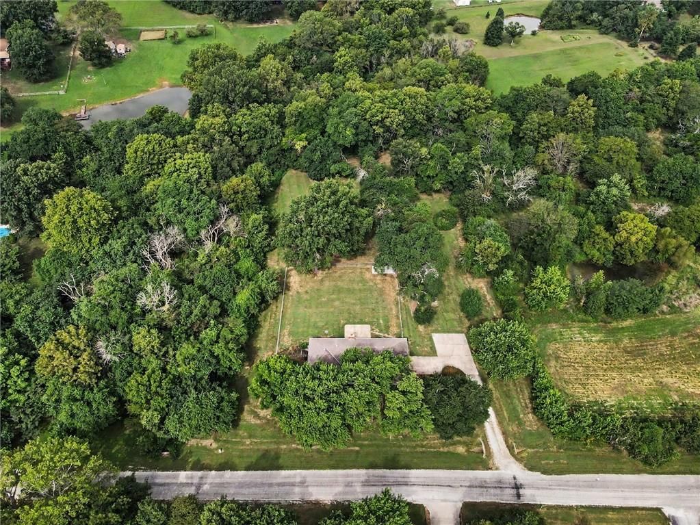 25322 Lone Pine Drive — photo 41