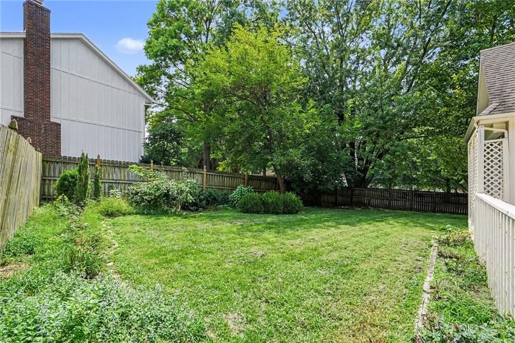 16213 W 136th Terrace — photo 25