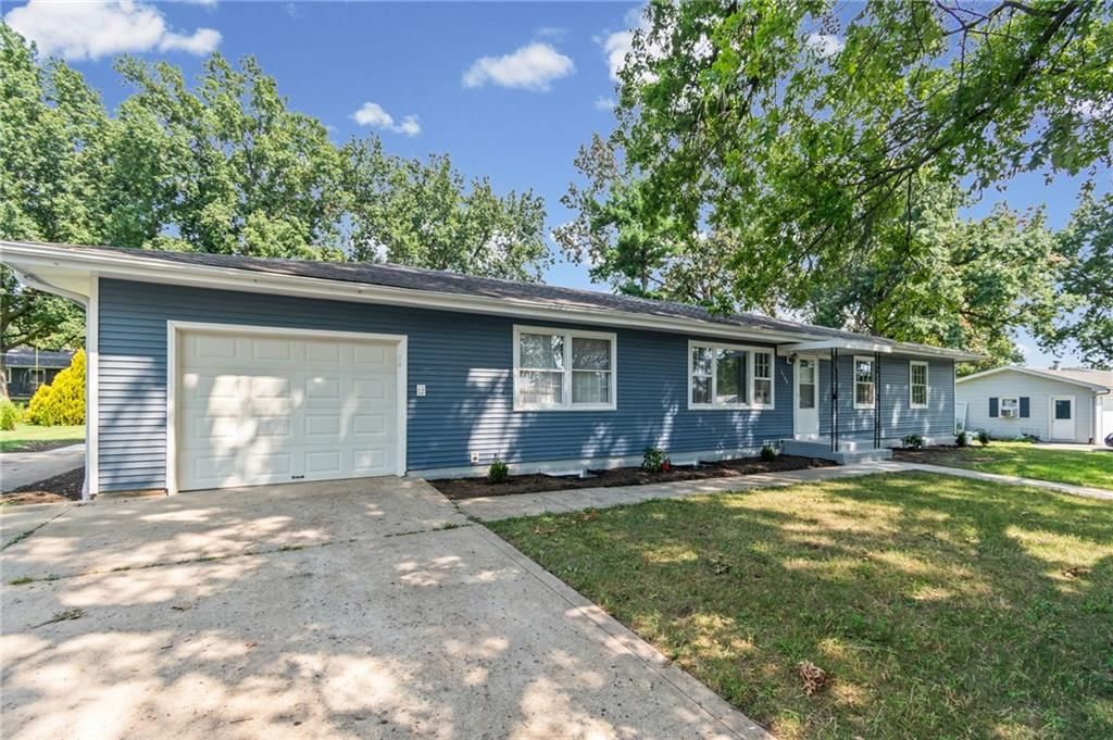 1308 N Cherry Street — photo 3