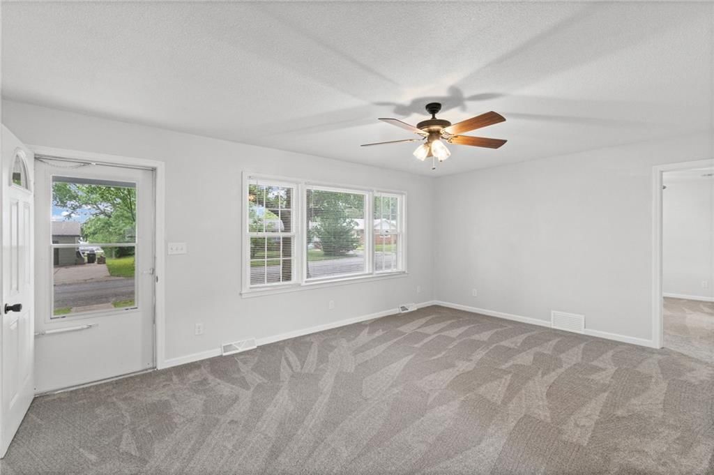 1308 N Cherry Street — photo 5