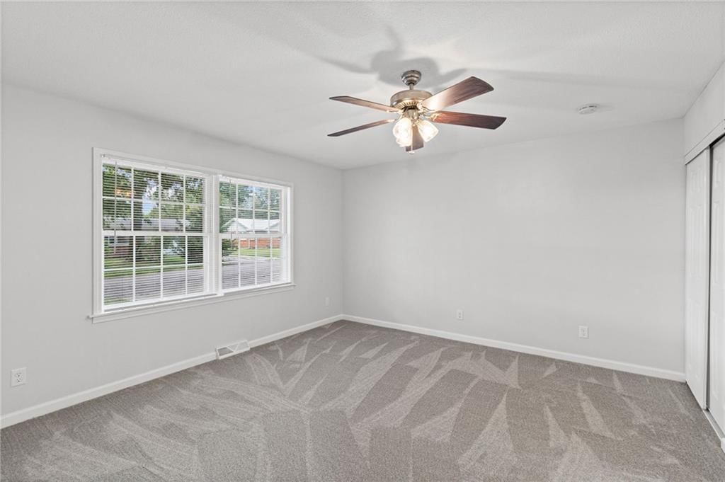 1308 N Cherry Street — photo 11