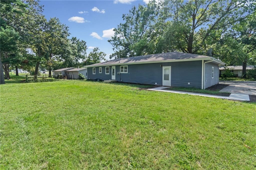 1308 N Cherry Street — photo 41