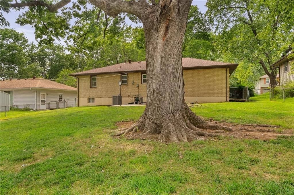 3701 Randall Drive — photo 44