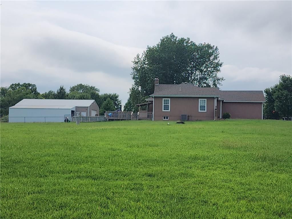 19505 E 217 Street — photo 3