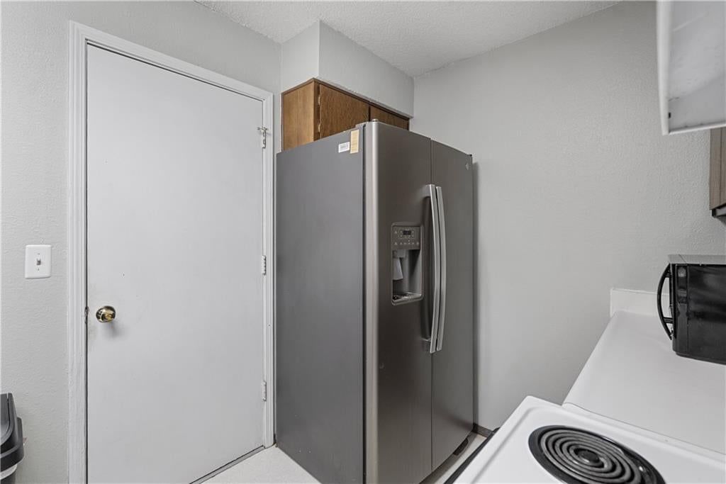 1307 W 1st Street — photo 16