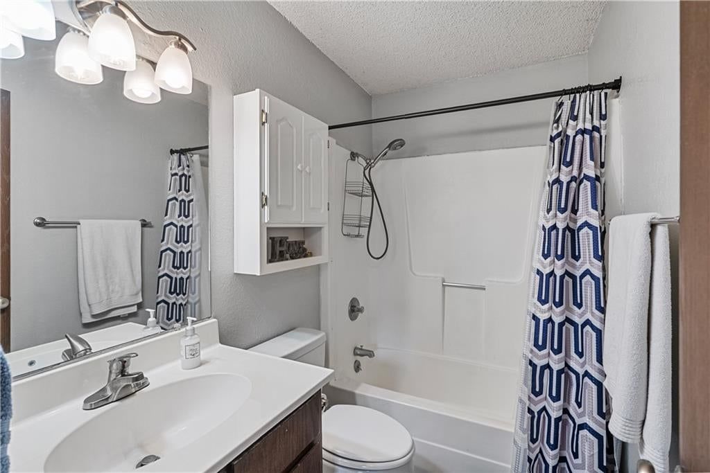 1307 W 1st Street — photo 19