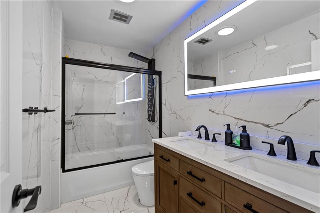 11214 Grand Avenue — photo 23