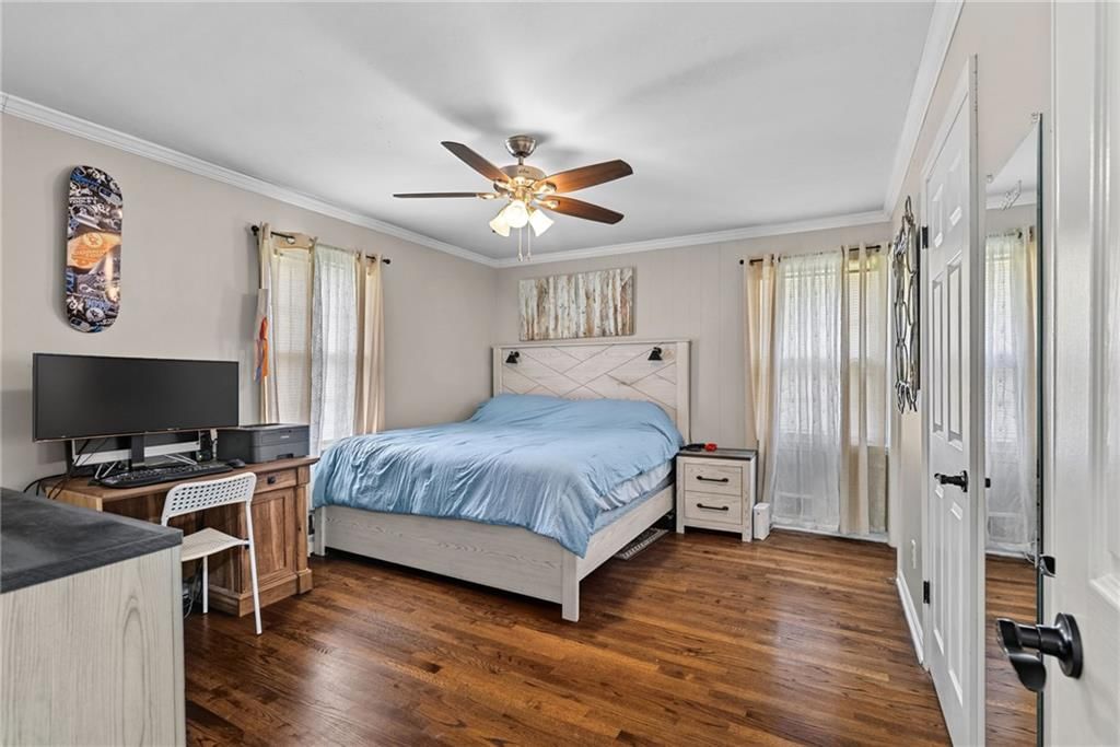 11214 Grand Avenue — photo 25