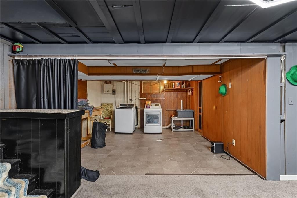 11214 Grand Avenue — photo 32
