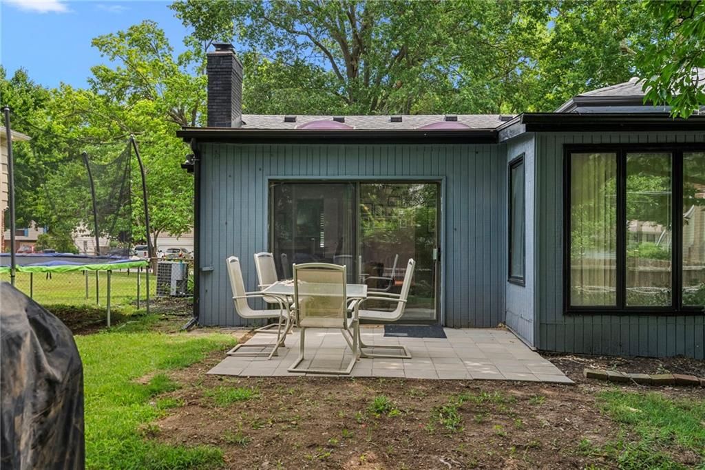11214 Grand Avenue — photo 33