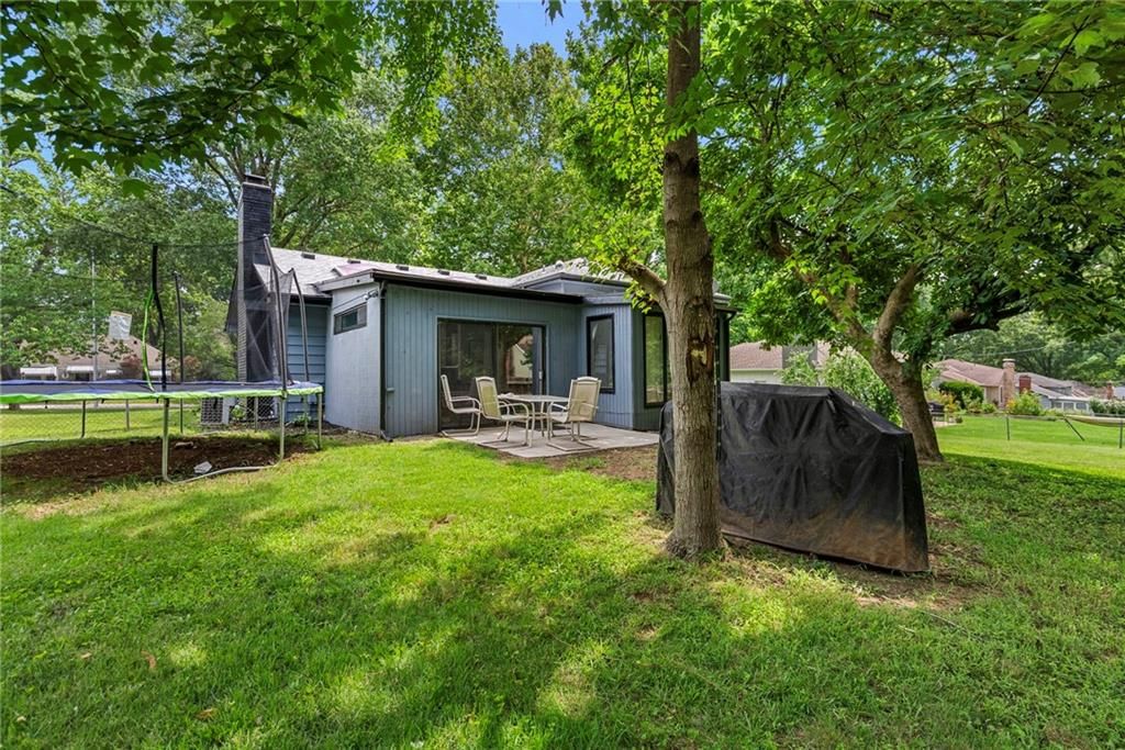 11214 Grand Avenue — photo 34