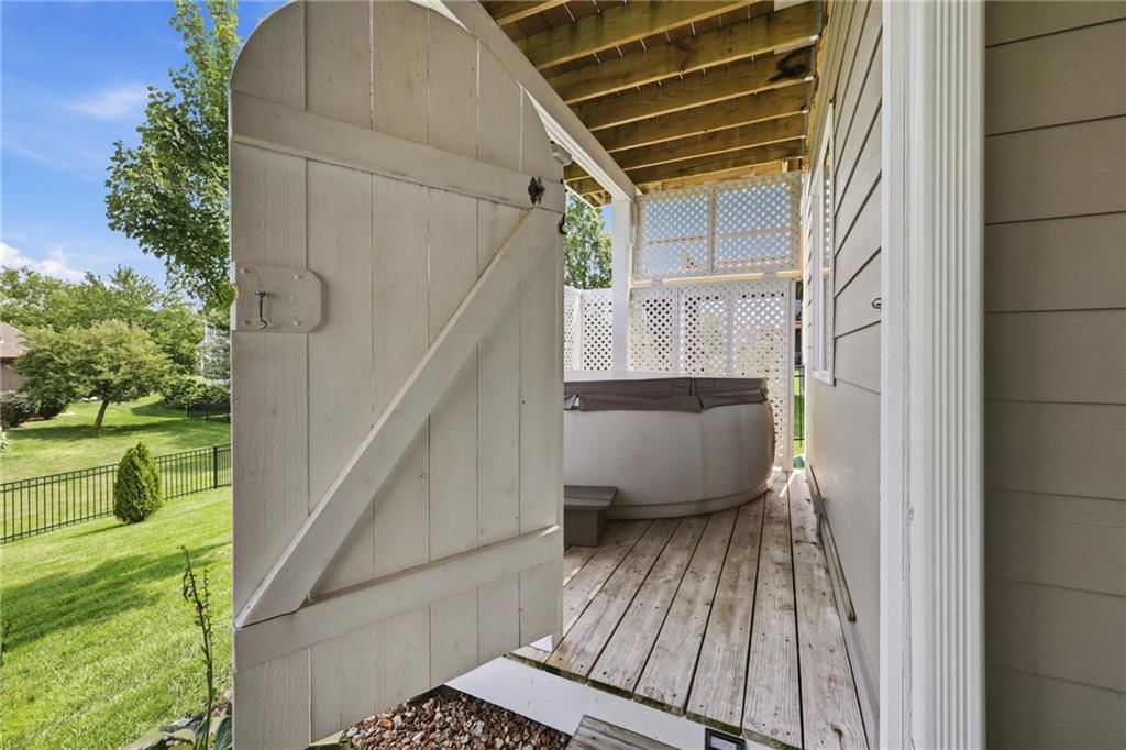 705 SW Haverford Road — photo 52