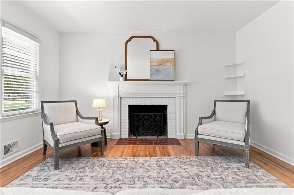 5515 Roeland Drive — photo 8