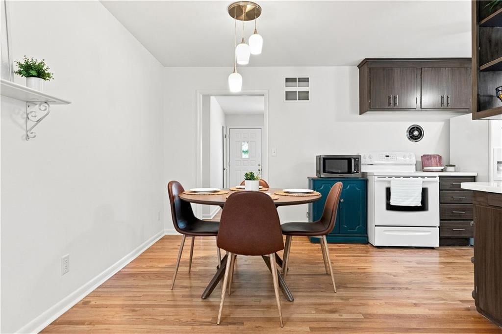5515 Roeland Drive — photo 12
