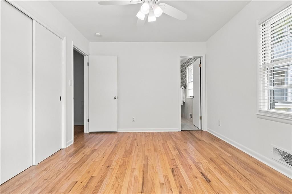 5515 Roeland Drive — photo 21