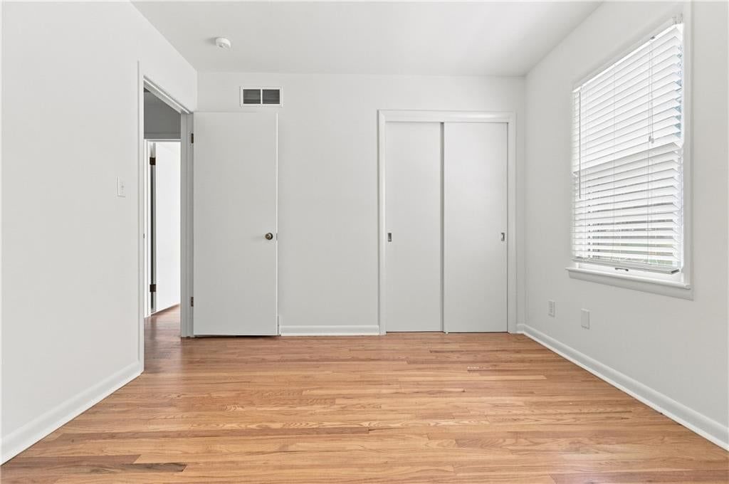5515 Roeland Drive — photo 27