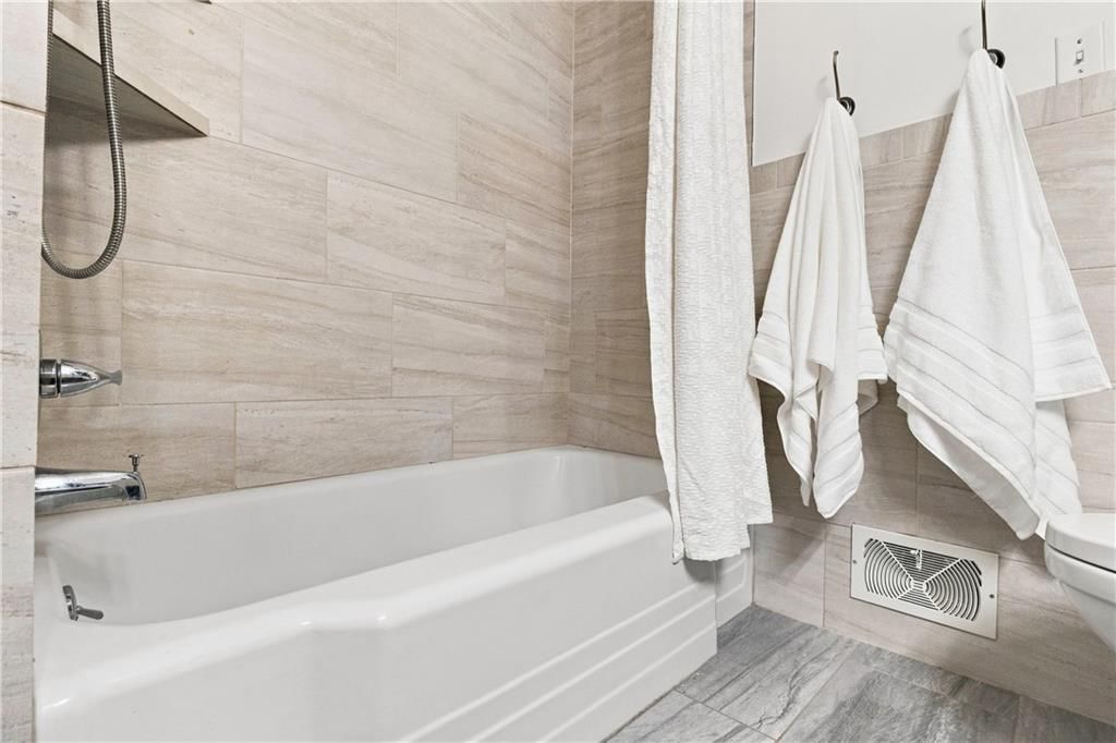 5515 Roeland Drive — photo 29