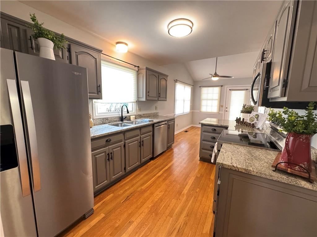 1513 NW Primrose Lane — photo 11
