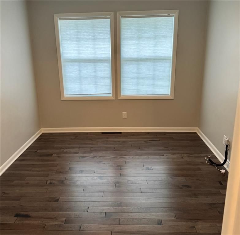 Photo 17 of 25 - 5605 W 49th Street, Mission, KS 66202