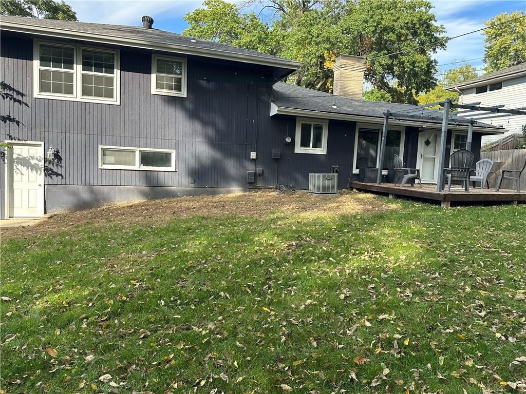Photo 21 of 25 - 5605 W 49th Street, Mission, KS 66202