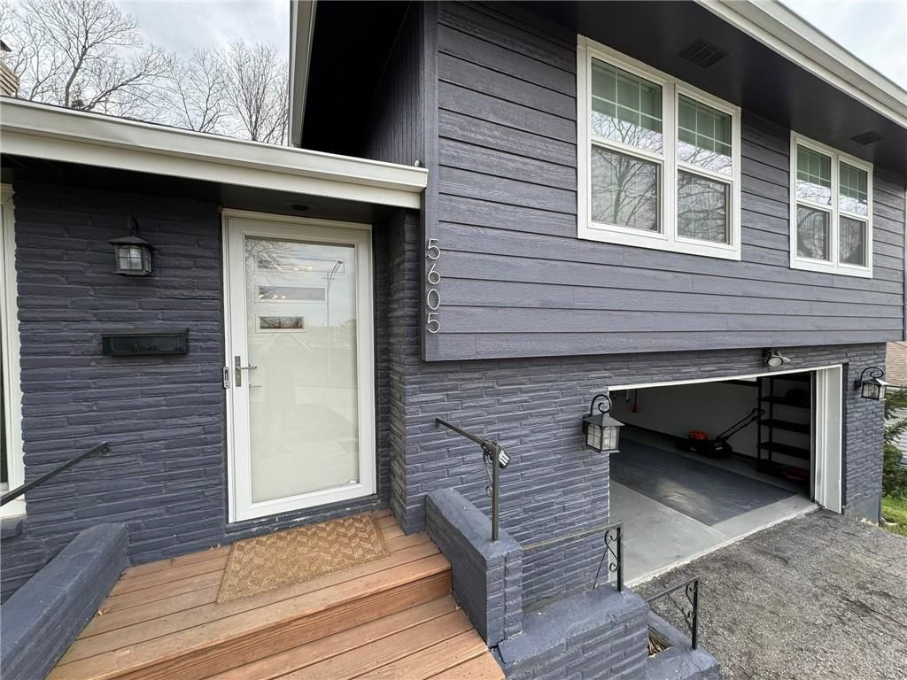 Photo 24 of 25 - 5605 W 49th Street, Mission, KS 66202
