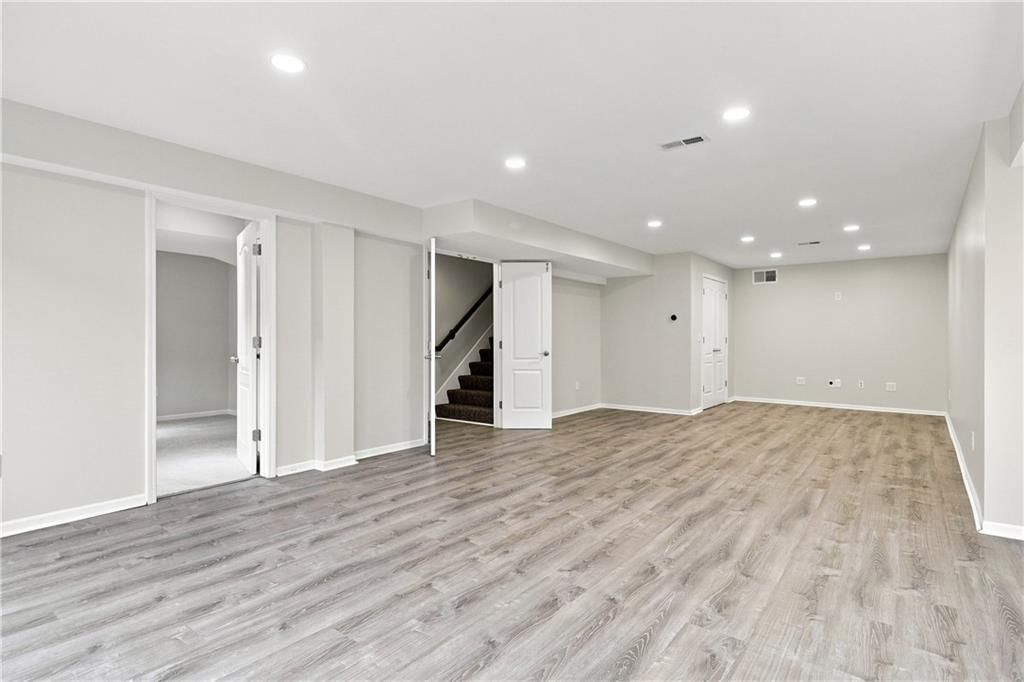 14702 England Street — photo 37