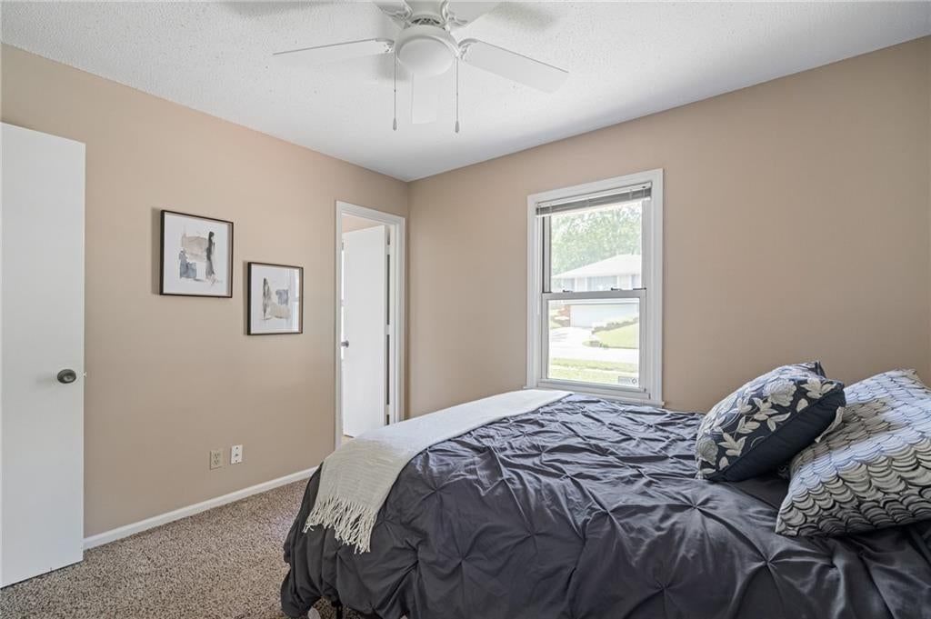 1833 N York Street — photo 12
