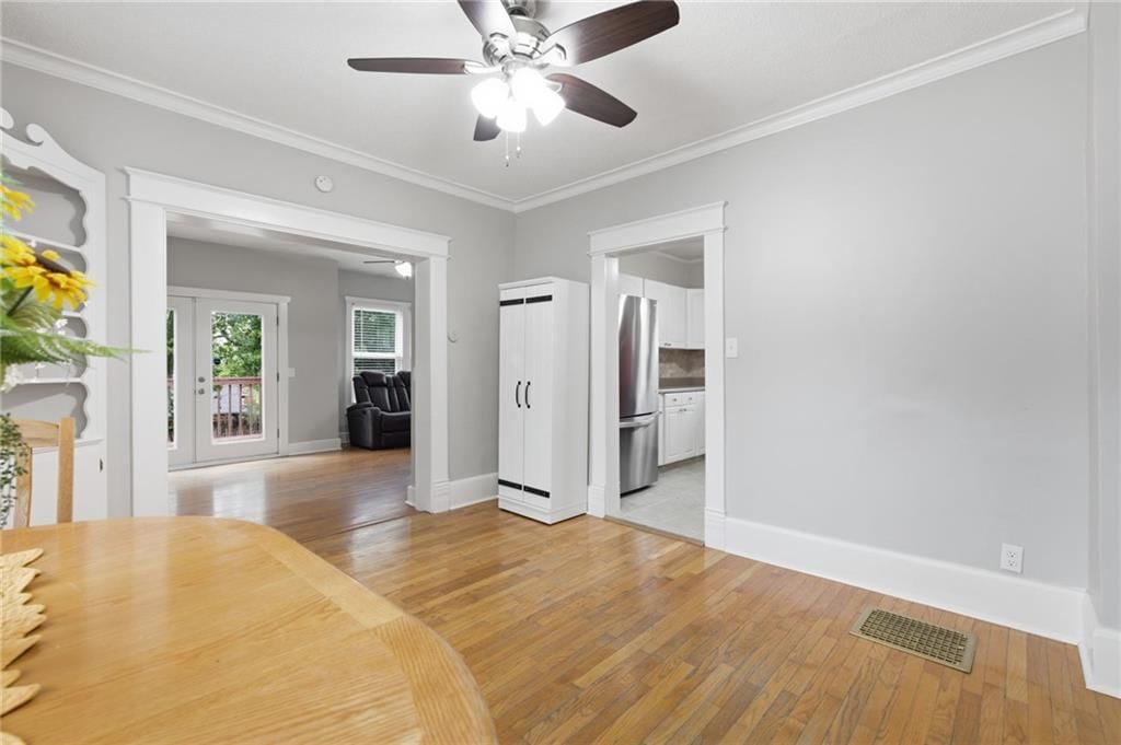 154 Clark Avenue — photo 7