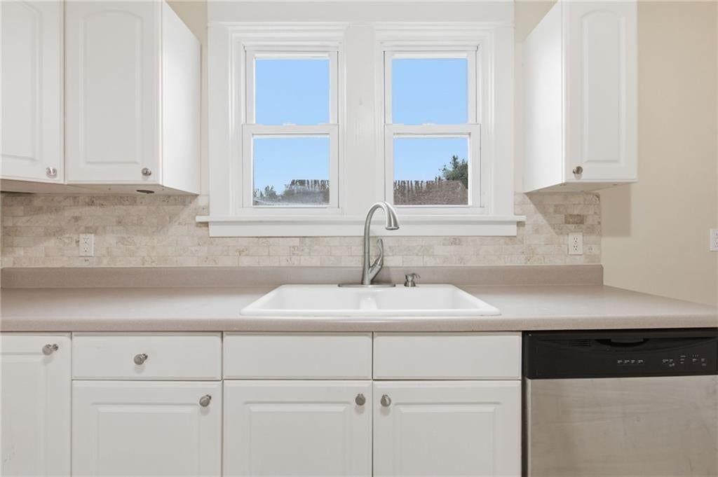 154 Clark Avenue — photo 10