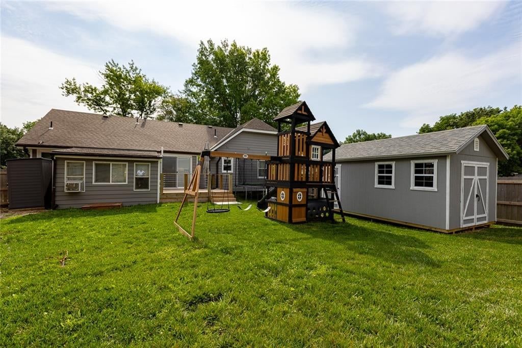 7914 N Garfield Avenue — photo 37